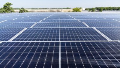 201关税中期听证：美企要求提升电池免税配额至20GW